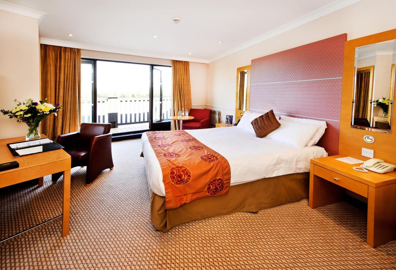 Reading Lake Hotel Экстерьер фото