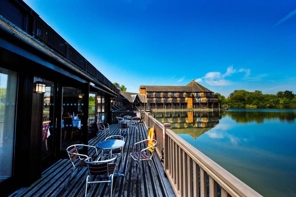 Reading Lake Hotel Экстерьер фото